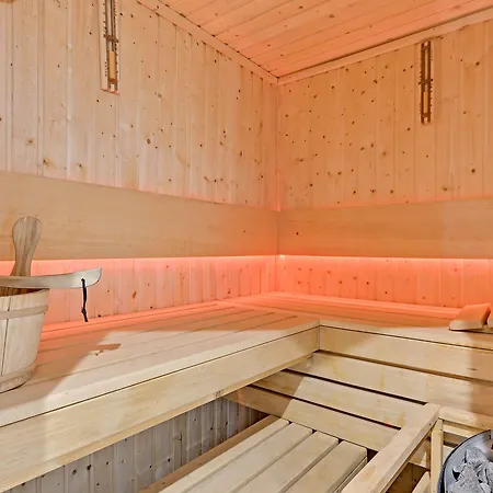 Dom & House - Waterlane Island Hotel apartamentowy 4*