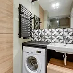 Waterlane Island Spa & Wellness Residences By Noclegi Renters