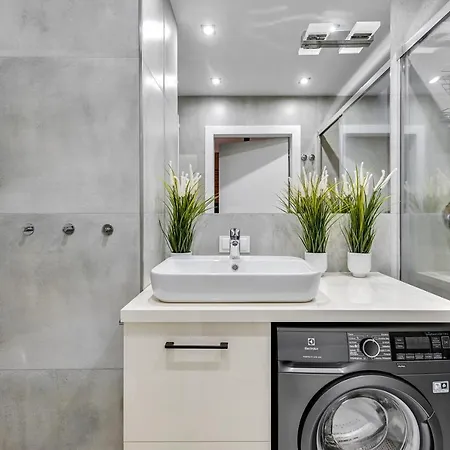 Apartment Dom & House - Waterlane Island