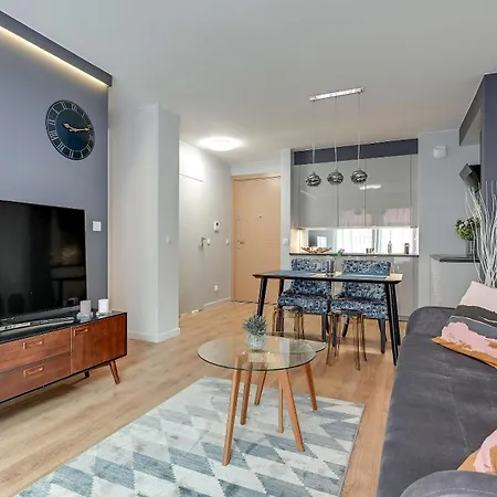 Dom & House - Waterlane Island