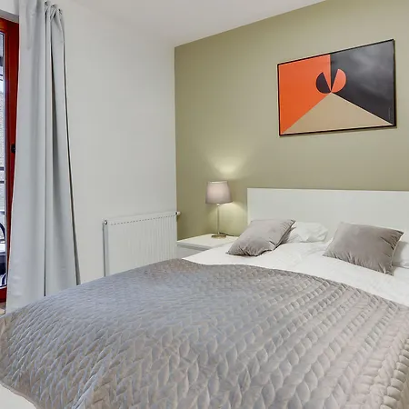 Dom & House - Waterlane Island