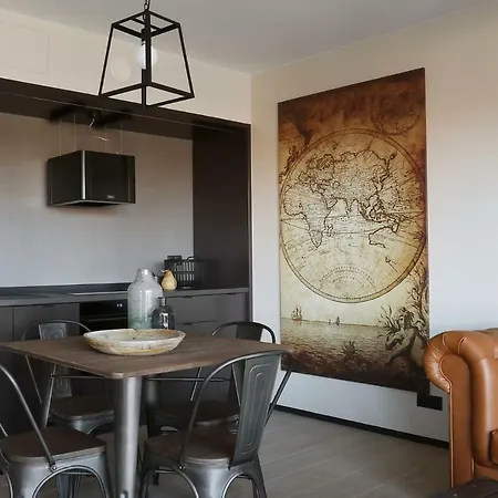 Dom & House - Waterlane Island