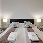 Waterlane Island Spa & Wellness Residences By Noclegi Renters 4*