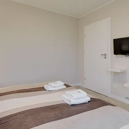Waterlane Island & Wellness Residences By Renters 4* גדנסק
