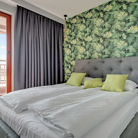 מלון דירות Waterlane Island & Wellness Residences By Renters